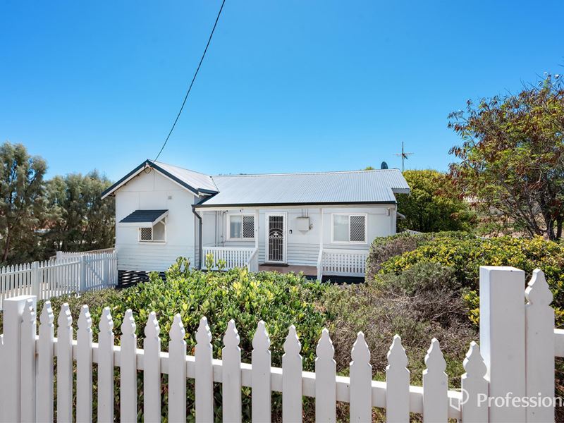 5 Hutchinson Street, Geraldton WA 6530