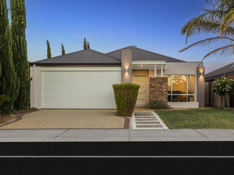 49 Sansimeon Boulevard, Byford