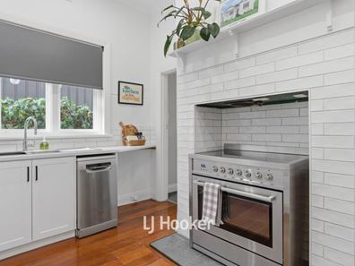 34 Tuart Street, Bunbury WA 6230