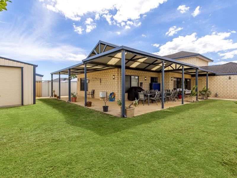 10 Hewson Way, Port Kennedy WA 6172