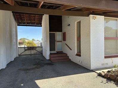25 Golf Links Road, Katanning WA 6317