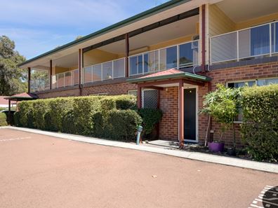 7/4 Walter Street, Gosnells WA 6110