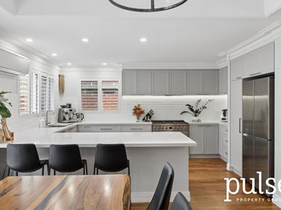 20 Carrington Street, Maylands WA 6051