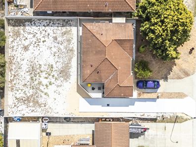 17A Falcon Close, Ballajura WA 6066