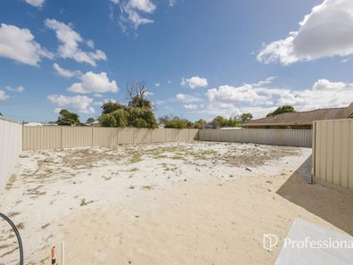17A Falcon Close, Ballajura WA 6066