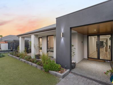 7 Geographe Loop, Ellenbrook WA 6069