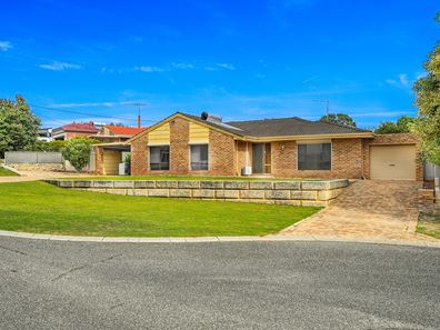 7 Grange Court, Yanchep WA 6035