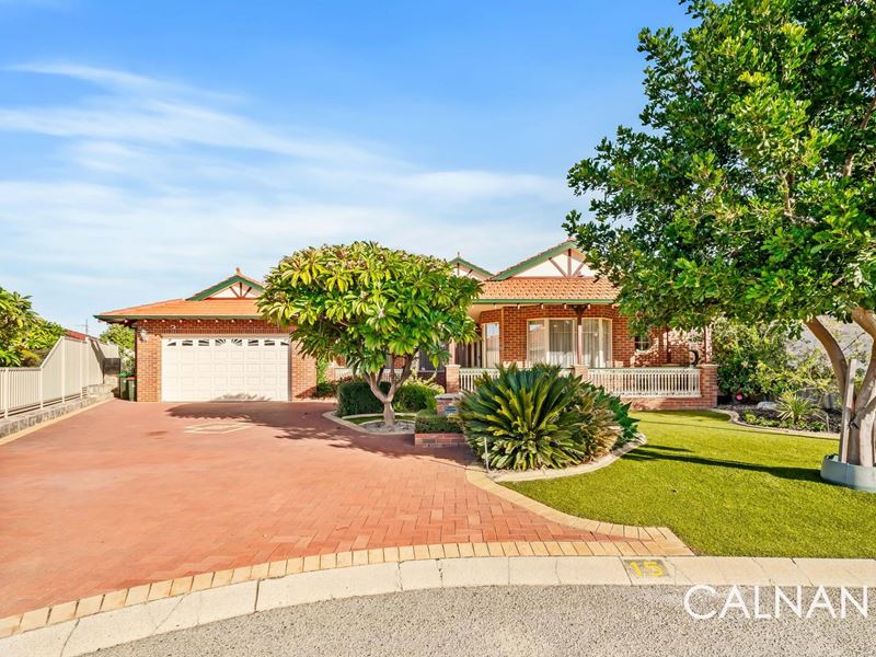 15 Smokewood Place, Leeming WA 6149