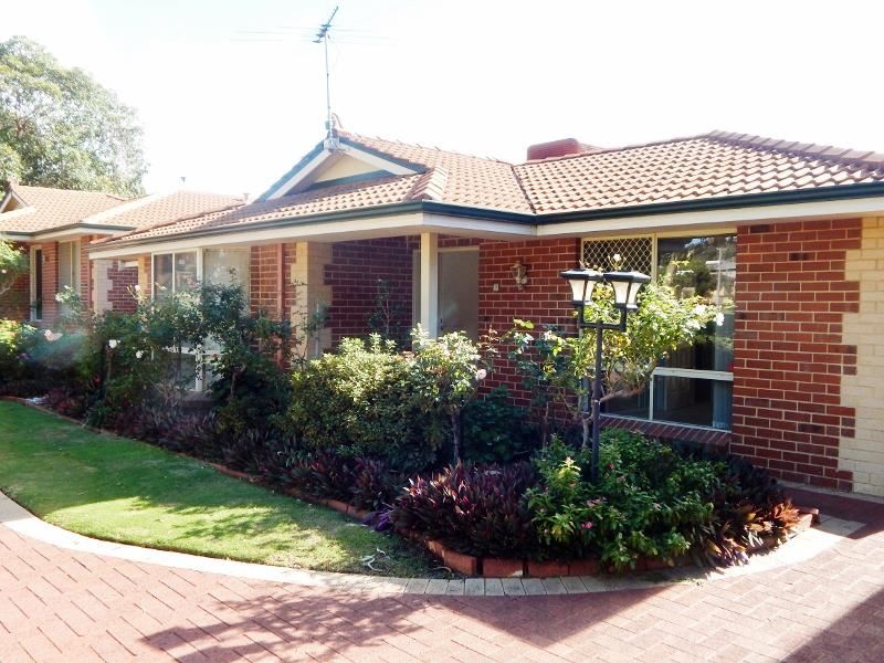 2/42 Dover Road, Scarborough WA 6019