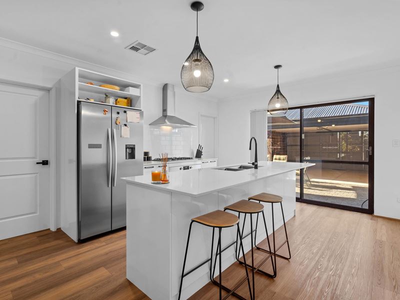 11 Drift Lane, Aveley WA 6069