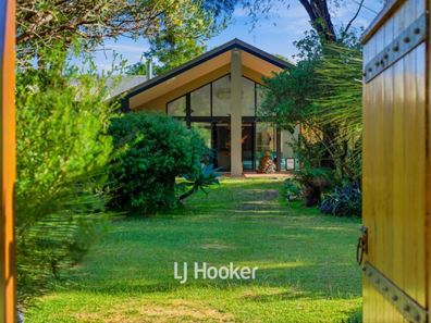 14 Schooner Crescent, Dunsborough WA 6281