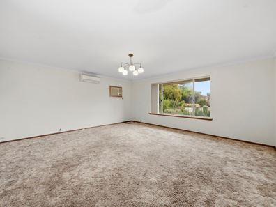 17B Illawong Way, Kingsley WA 6026