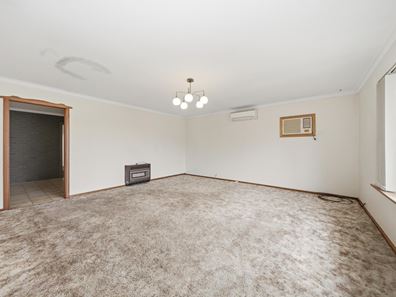 17B Illawong Way, Kingsley WA 6026