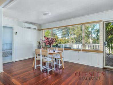 24 Hanley Street, Stoneville WA 6081