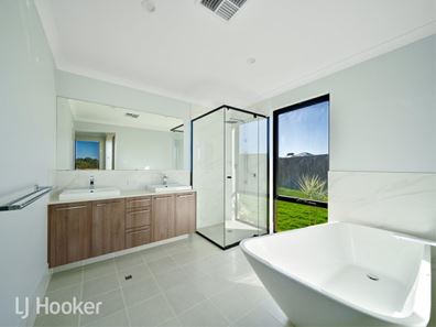19 Dandenong Parade, Clarkson WA 6030