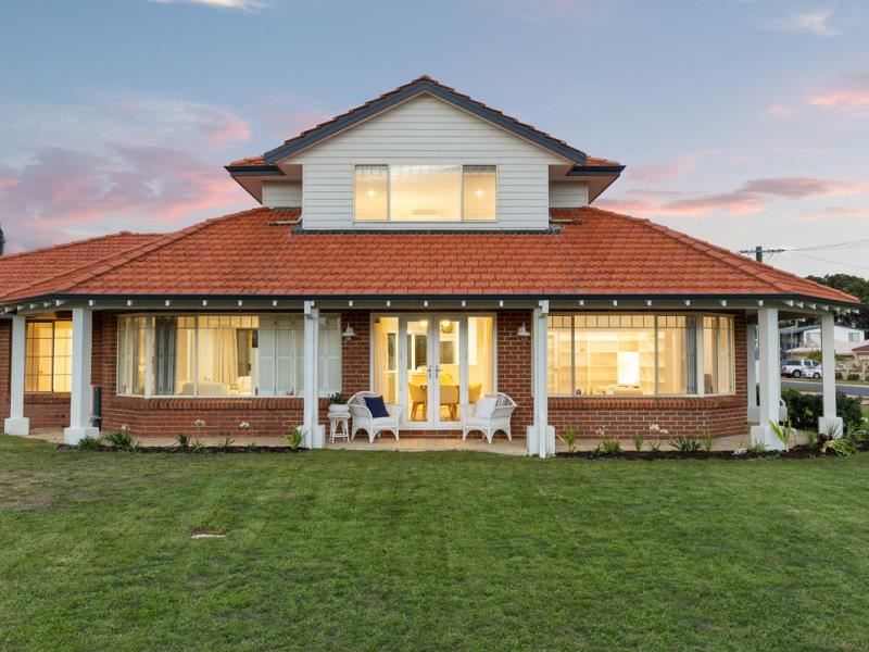 12 Assam Street, Madora Bay WA 6210