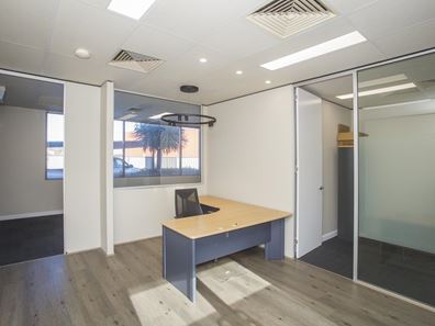 1/524 Abernethy Road, Kewdale WA 6105