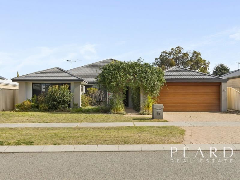 27 Hennessy Drive, Ashby