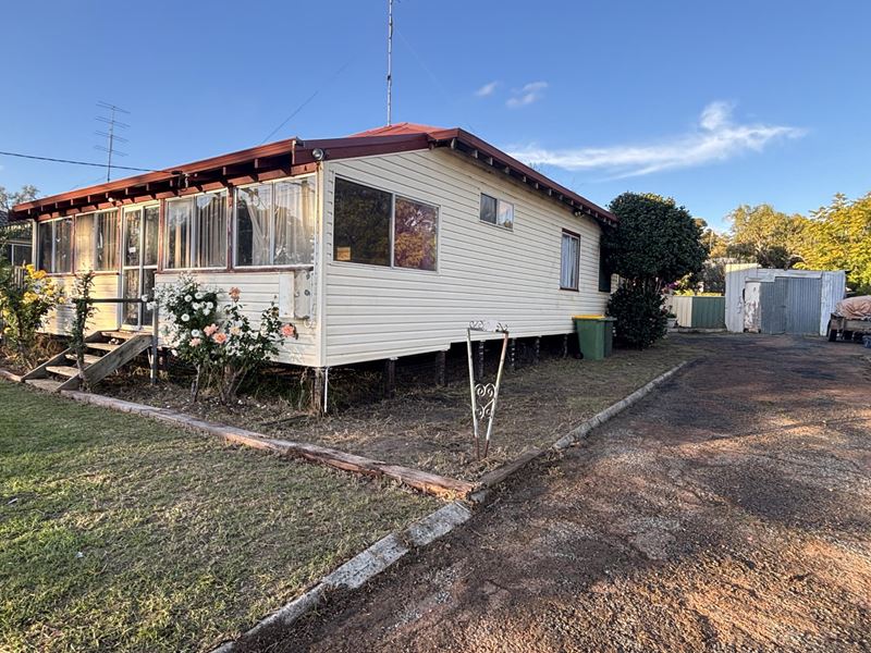 14 Sutton Street, Waroona