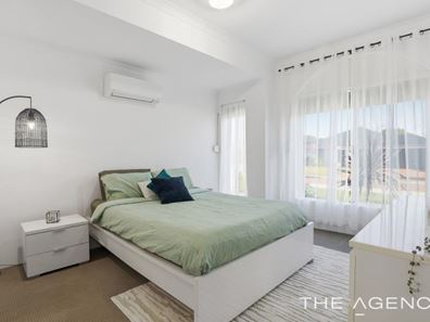 8 Benooka Grange, Lakelands WA 6180