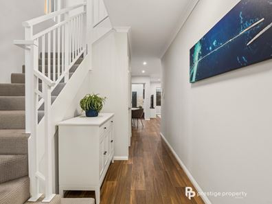 22 Pine Valley Pass, Connolly WA 6027