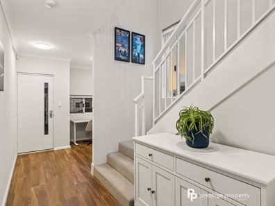 22 Pine Valley Pass, Connolly WA 6027