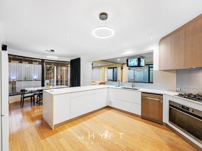 2 Rosslare  Promenade, Mindarie WA 6030