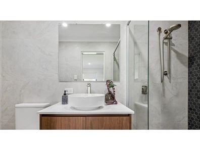 33 Bass Road, Bull Creek WA 6149