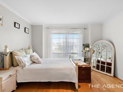 57 Chivalry Way, Atwell WA 6164