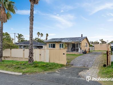 17 Kenwick Way, Balga WA 6061