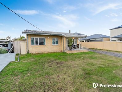 17 Kenwick Way, Balga WA 6061