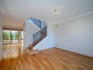 7 Long Beach Promenade, Mindarie WA 6030