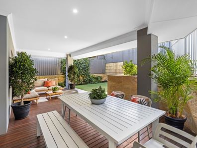 4 Bussell Road, Wembley Downs WA 6019