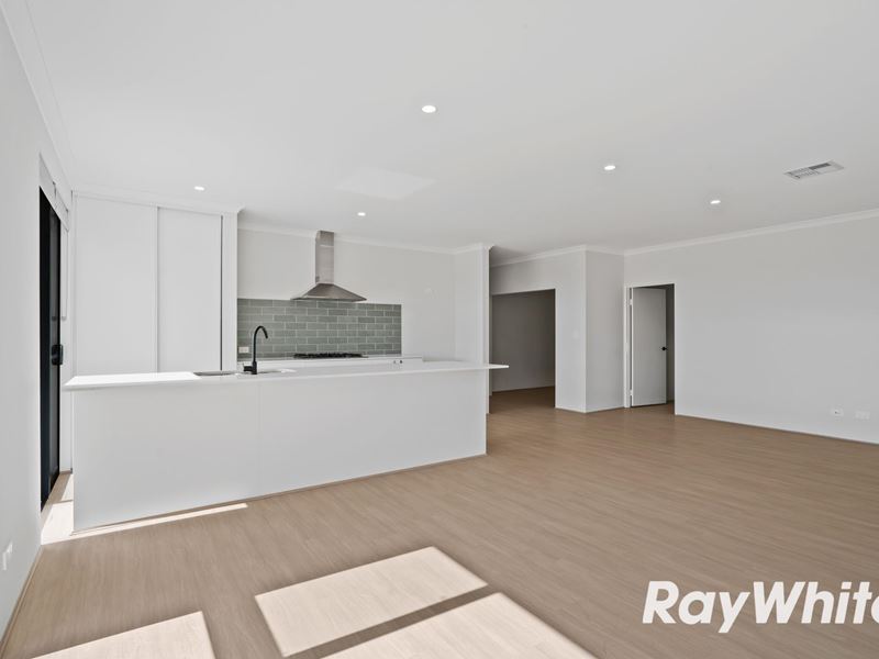 149 Alverstone Boulevard, Lakelands WA 6180