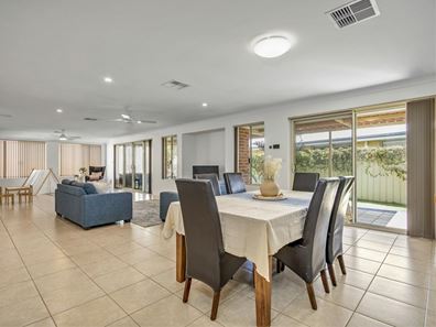 50 Litchfield Crescent, Carramar WA 6031