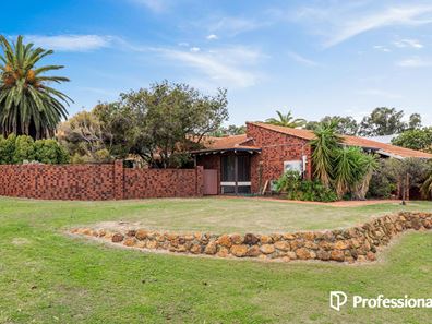 39A Wheeler Road, Karrinyup WA 6018