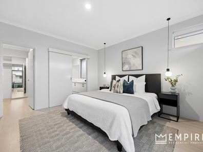 9 Mast Way, Coogee WA 6166
