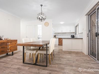 32 Glass Crescent, Mahomets Flats WA 6530