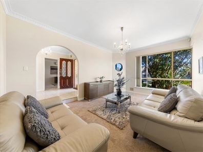 39 Castellon Crescent, Coogee WA 6166