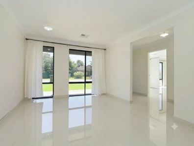 2 Carcoo Court, Beckenham WA 6107