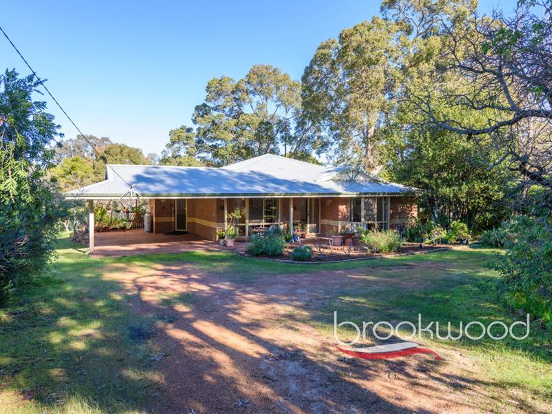 18 Mundaring Weir Road, Mundaring WA 6073