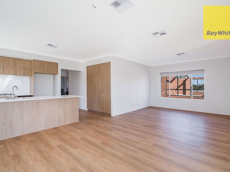 17 Gamboge Parkway, Southern River