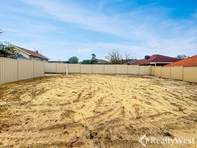 8A Drummond Street, Redcliffe WA 6104