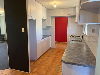 14 Silver Gimlet St, Kambalda West WA 6442
