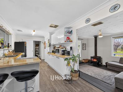 1 Beverley Place, Glen Iris WA 6230