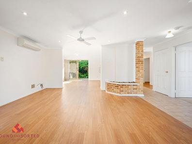 4/59 Point Walter Road, Bicton WA 6157