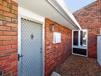 3/30 Axford Street, Como WA 6152