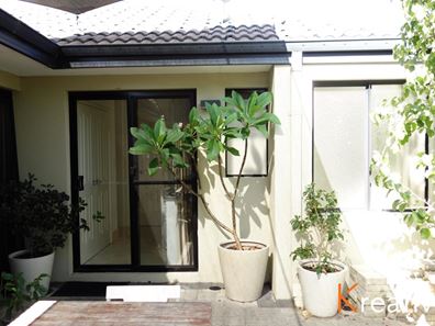 18A Myimbar Way, Nollamara WA 6061