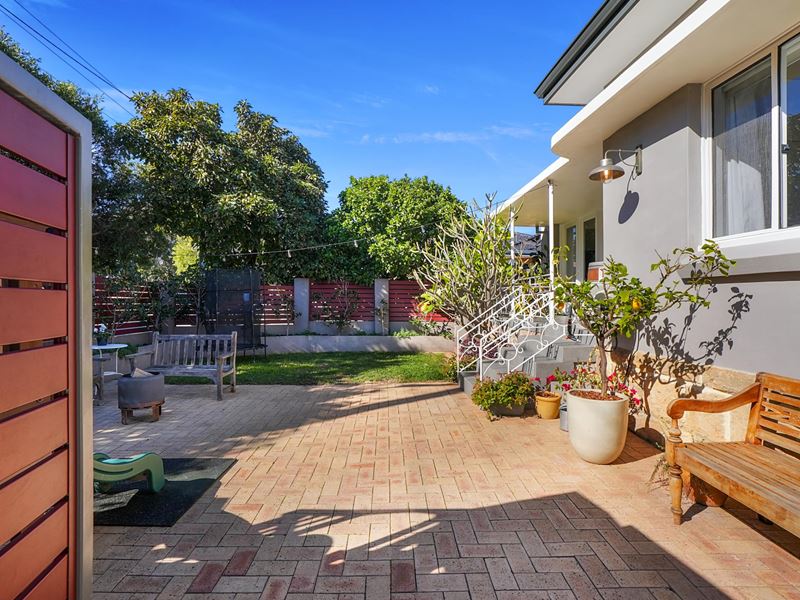 1/8 Moldavia Street, Tuart Hill