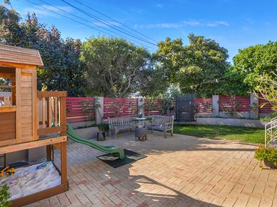 1/8 Moldavia Street, Tuart Hill WA 6060